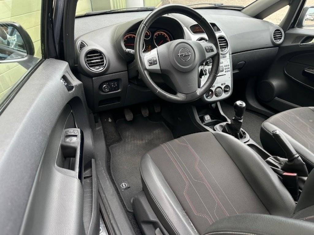 Opel Corsa 1.2-16v anniversary edition