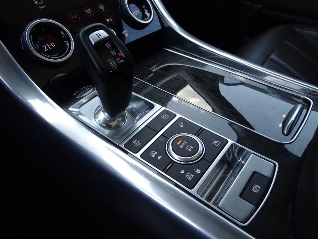 Land Rover Range Rover p400e hse dynamic | hud | matrix led | stoel ventila