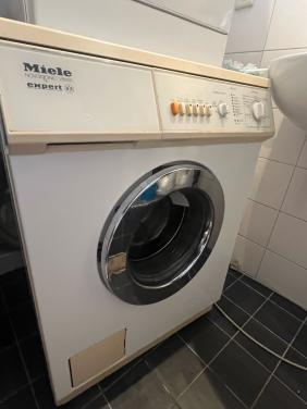 KOOPJE; 2 WASMACHINES van het merk MIELE
