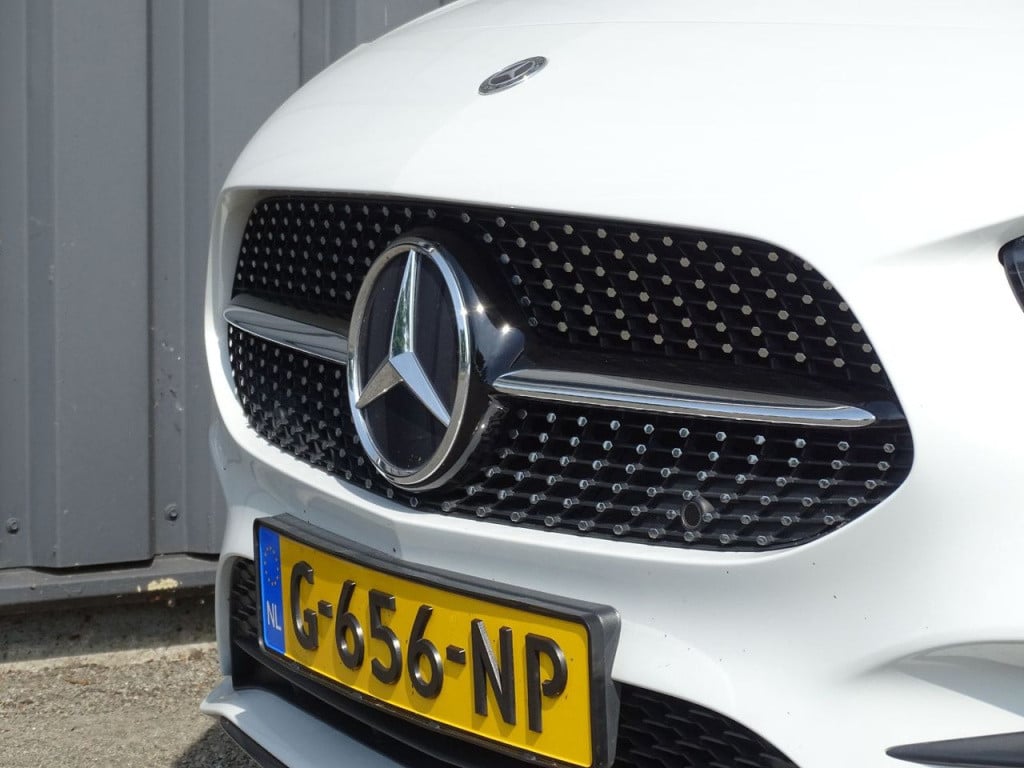 Mercedes-Benz B-Klasse 180 business solution amg business solution | wide s