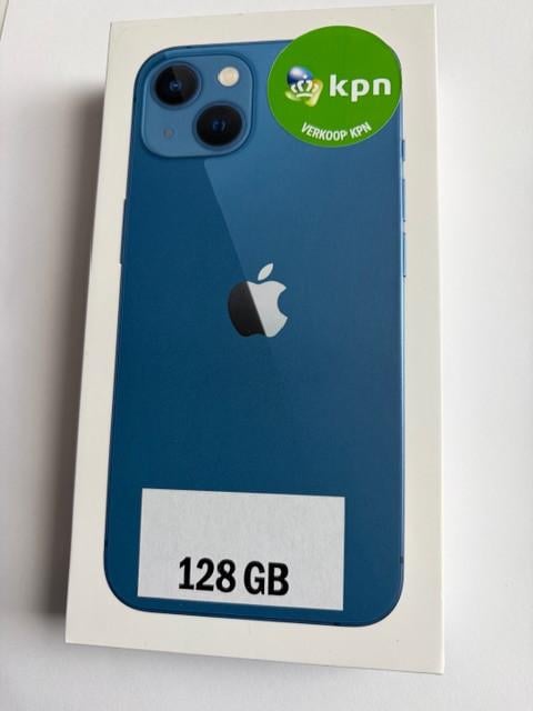 I Phone 13 en Ear-pods in zeer goede staat