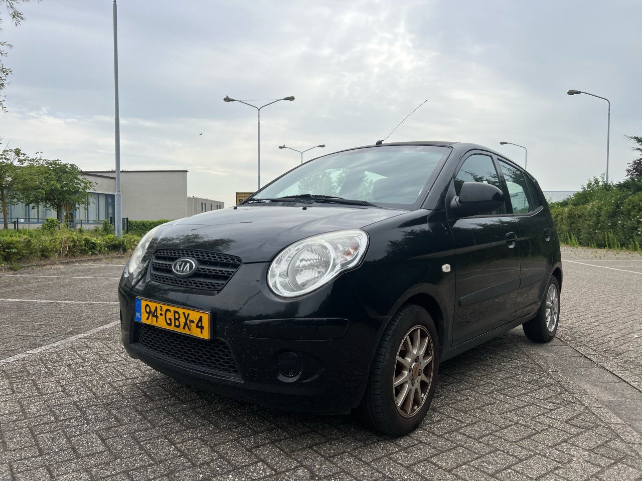 Kia Picanto 1.0 | Apk | Airco | Nap | Elektr ramen | 4 Nieuwe banden extra