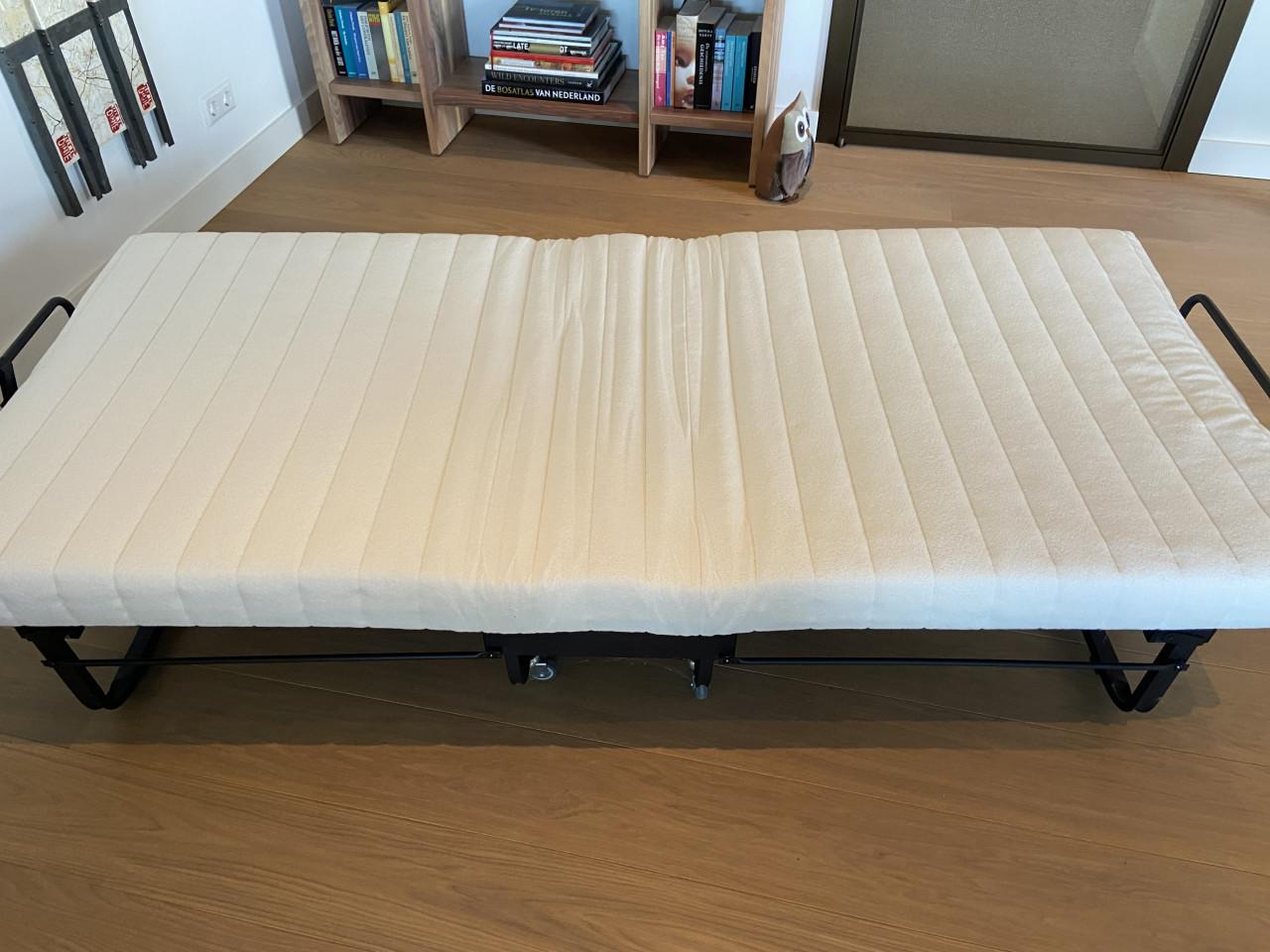 Logeerbed opklapbbar