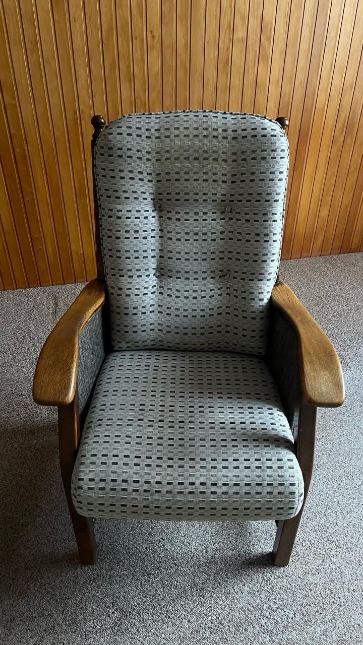 Eiken lounge stoel