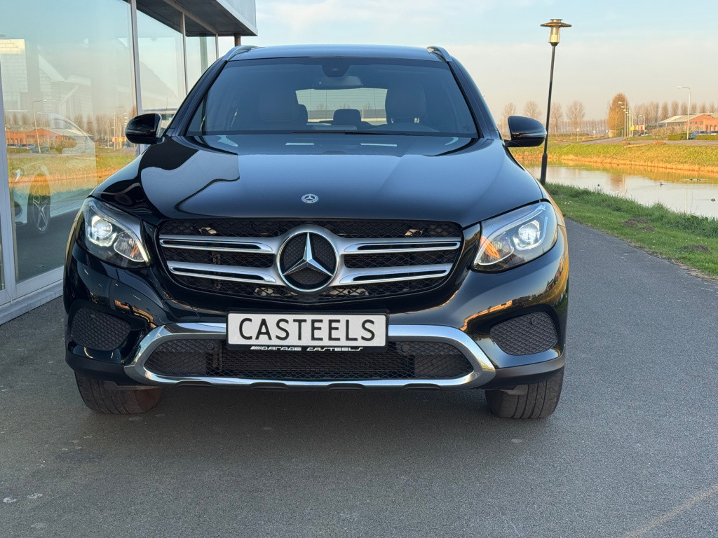 Mercedes-Benz Glc 250 4matic luxury automaat , amg interieur , elektrische 