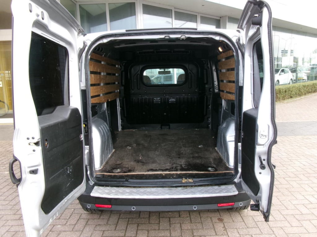 Opel Combo 1.3 cdti l2/h1 airco, schuifdeur 79000 km!!