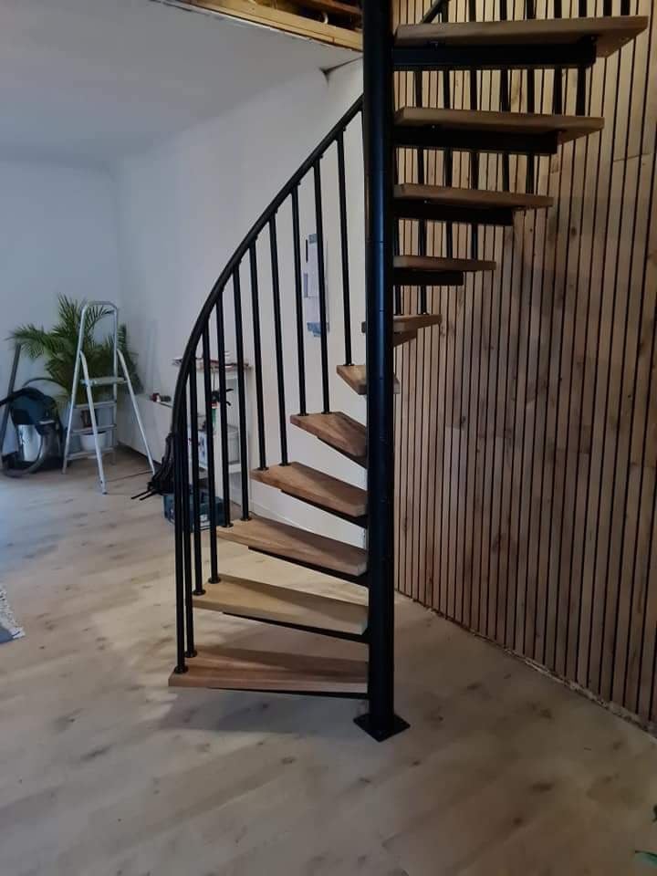 Maatwerk spiltrappen en wenteltrappen voor binnen en buiten
