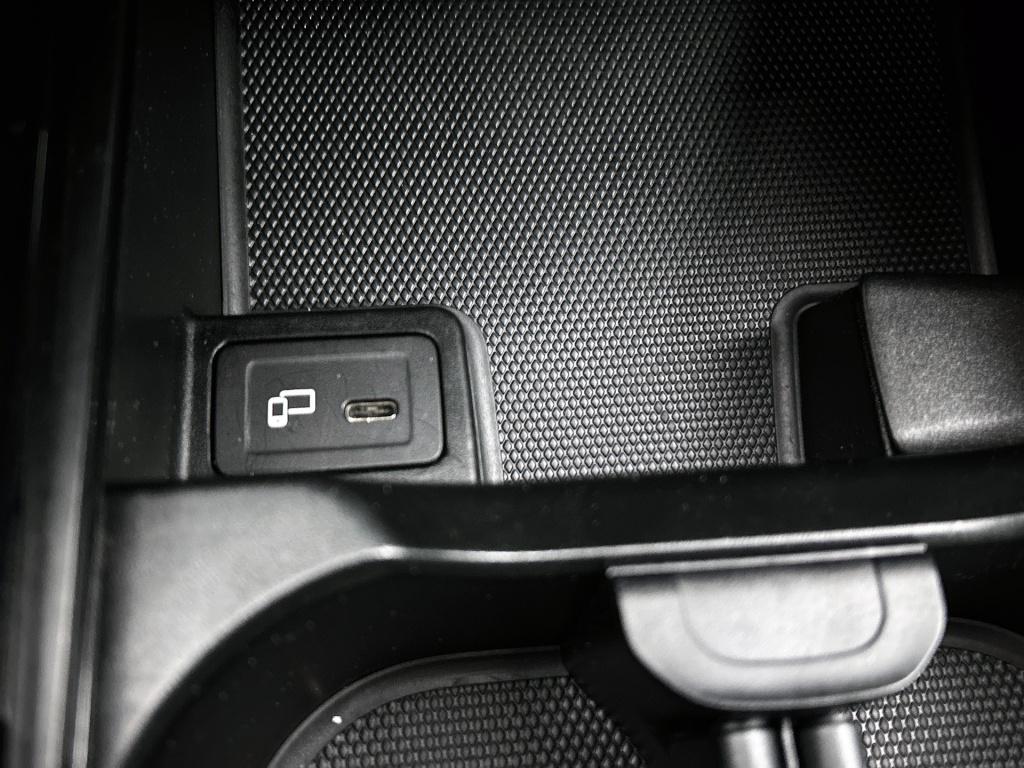 Mercedes-Benz B-Klasse 180 advantage | stoelverwarming | led | car play | p
