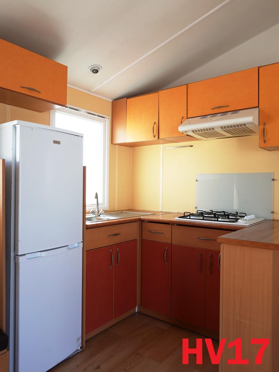 IRM chalets Super Titania met middenkamer dubbel glas 2 slk
