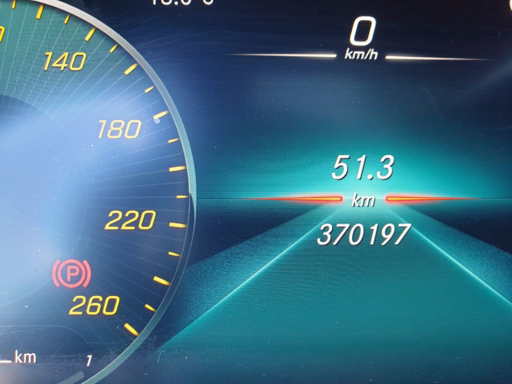 Mercedes-Benz Glc 220d 4matic amg-line -schade!-