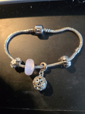 Armband, 4 bedels, 20cm, lijkt op pandora
