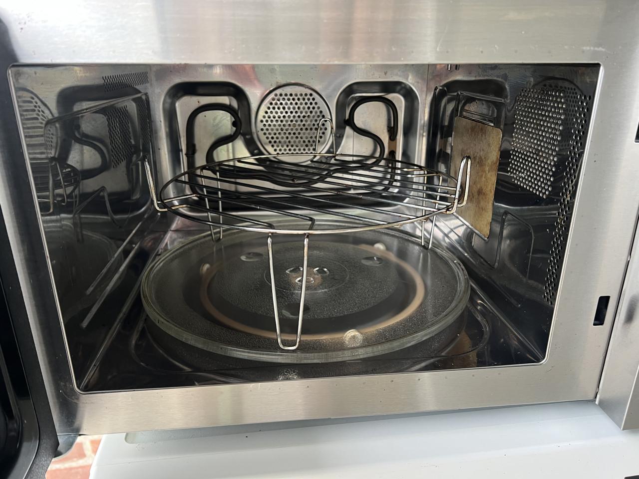 RVS combi Magnetron met oven als nieuw