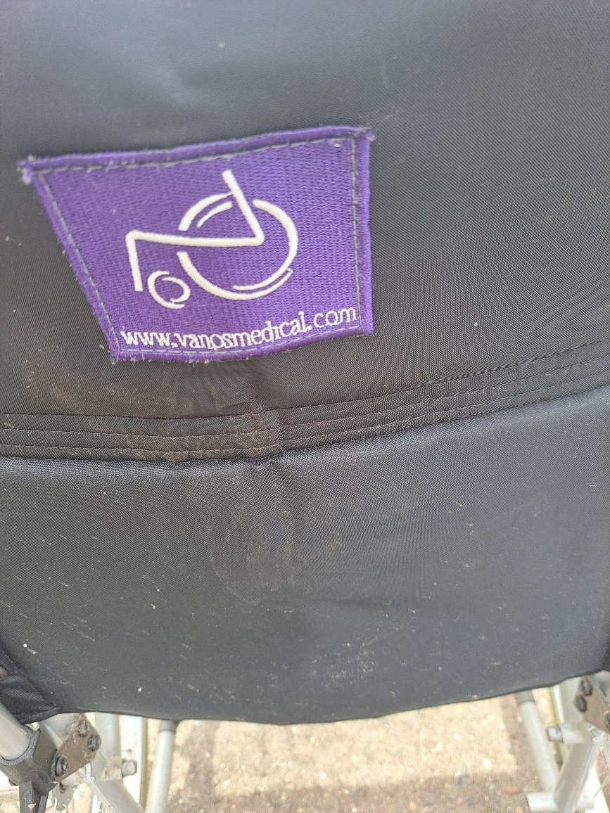 2 X OPVOUWBARE ROLSTOEL TE KOOP.
