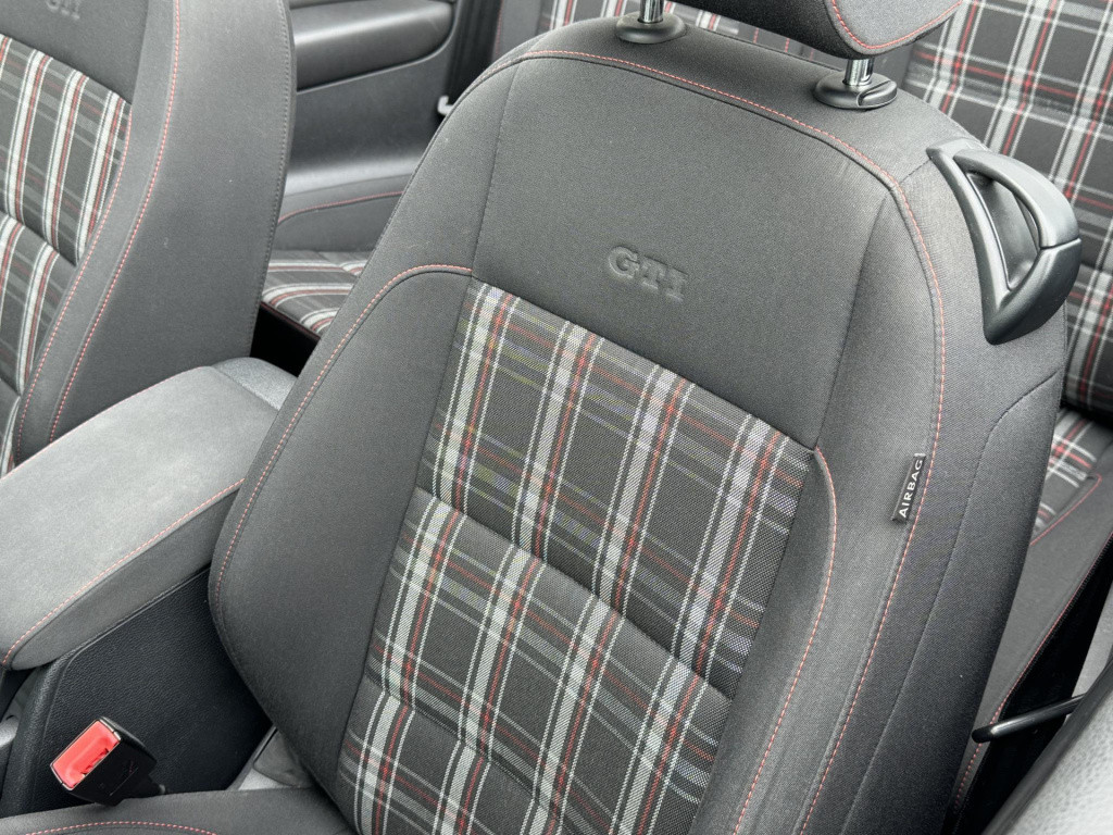 Volkswagen Golf cabriolet 2.0 tsi gti dsg