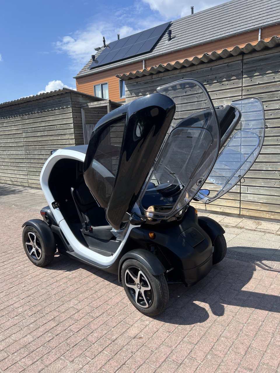 TWIZY MET 17.000KM EN KOOPACCU BJ 2020