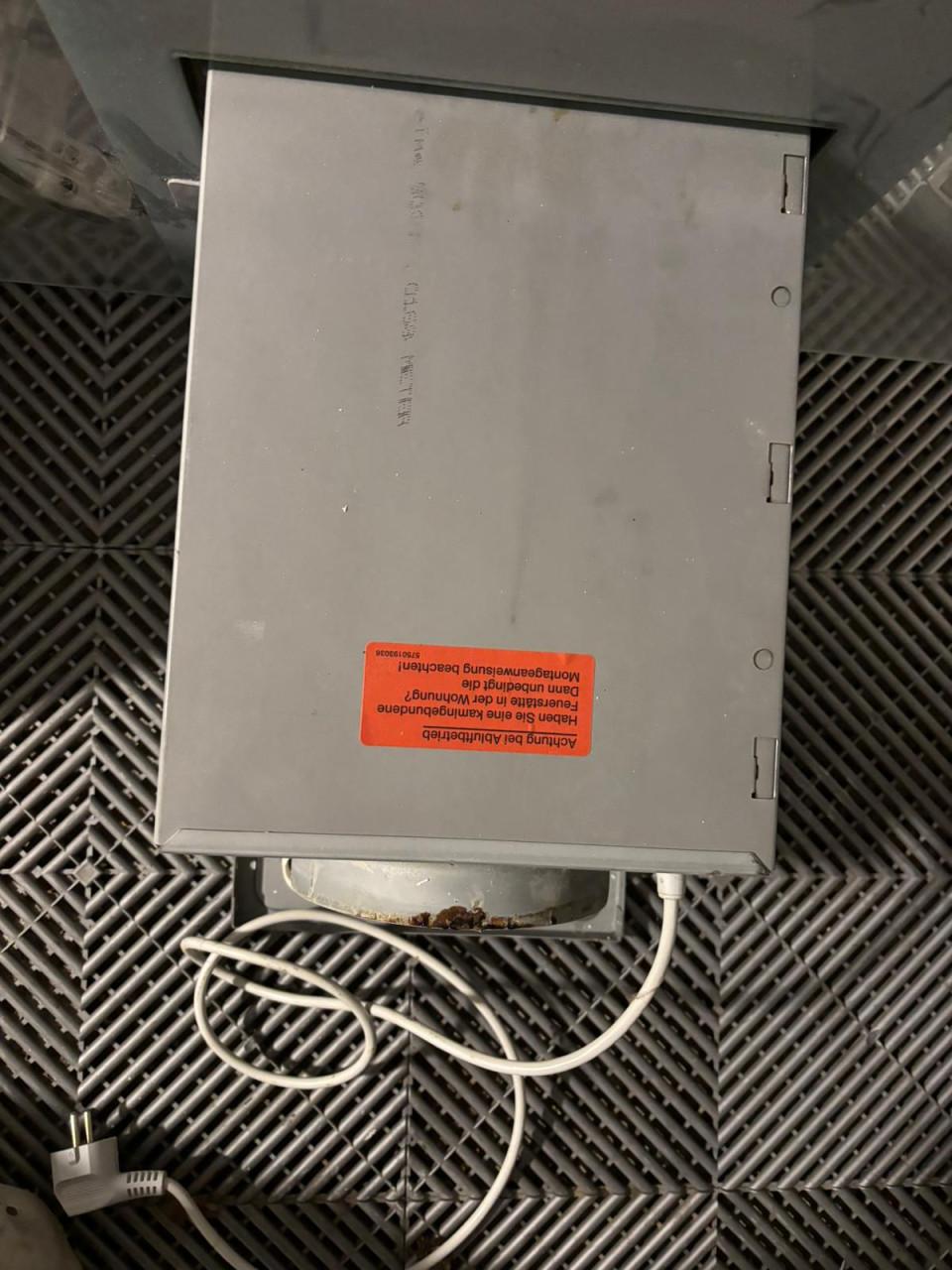 Afzuigkap (Siemens), wandmodel