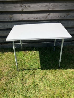 Camping tafel.