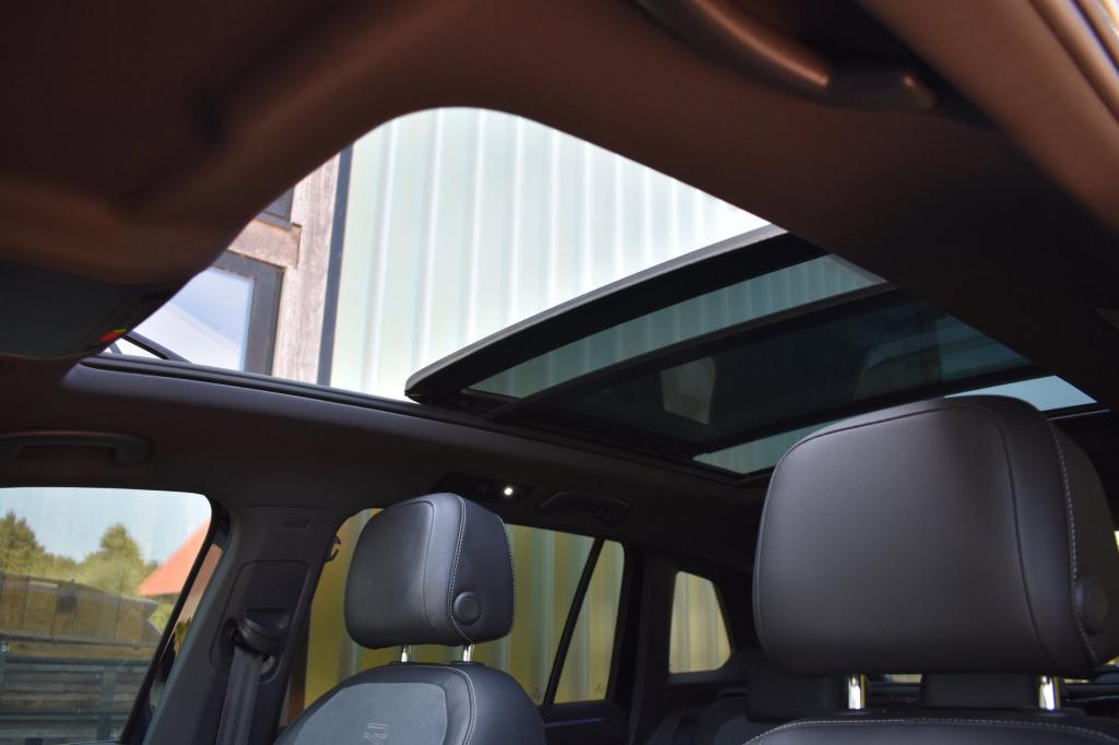Volkswagen Tiguan 1.5 tsi r-line black style | iq.light | dealer ond. | pan