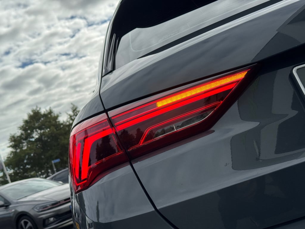 Audi Q3 35 tfsi advanced * matrix led * stoelverwarming * adaptive cruise c