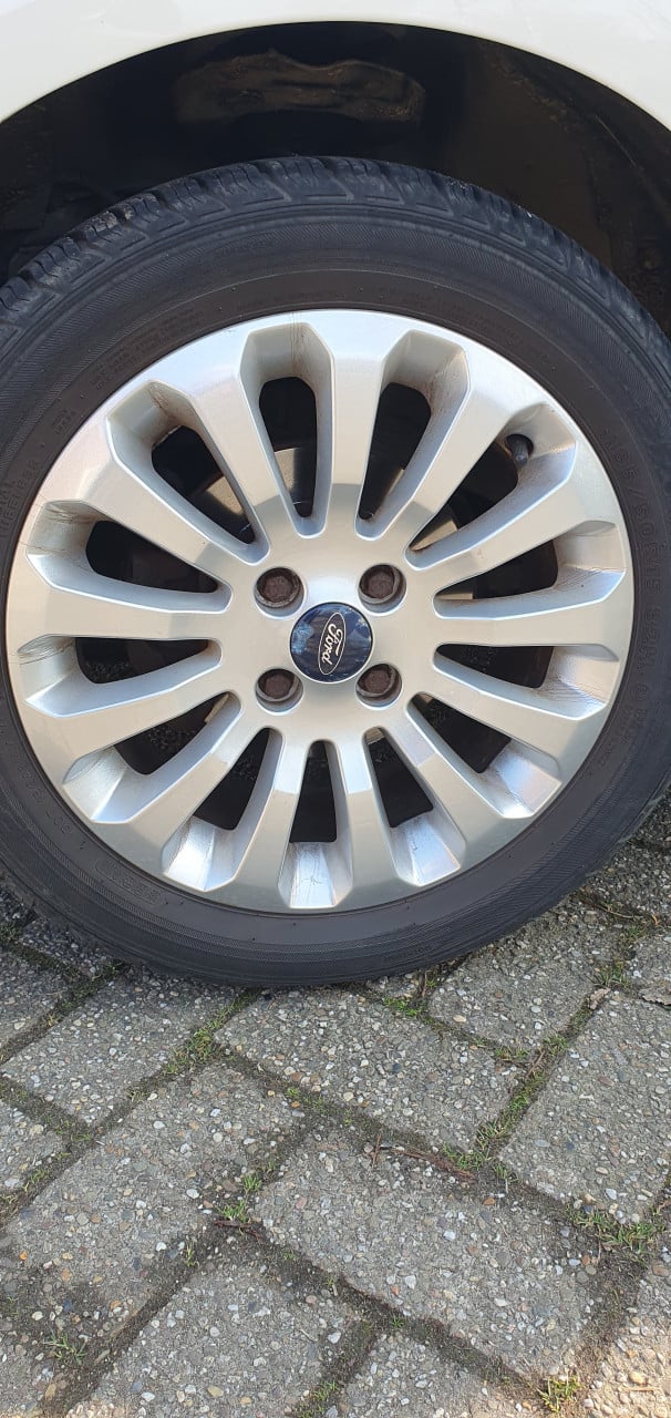 Ford Ka 1.2 Style, Start/Stop, airco, nieuwe distributieriem en uitlaat
