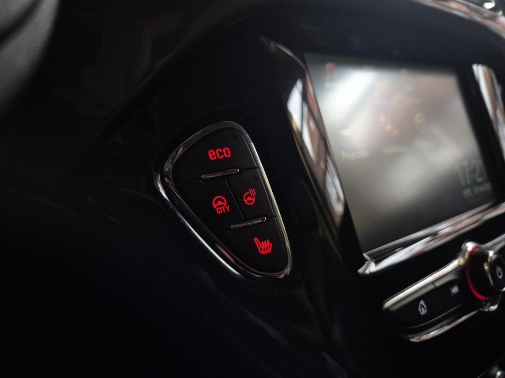 Opel Corsa 1.4 turbo innovation