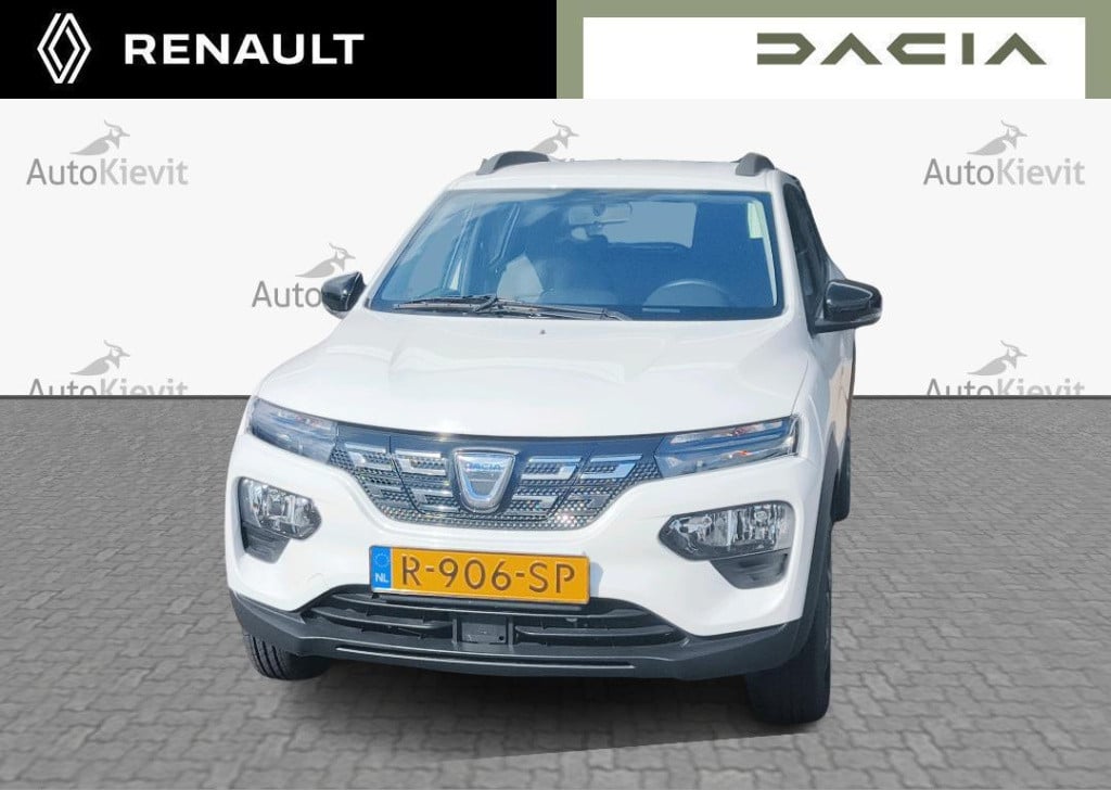 Dacia Spring comfort plus 27 kwh - trekhaak