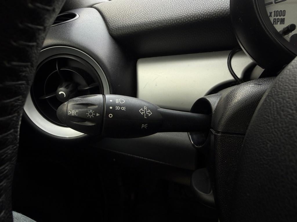 Mini 3-deurs 1.6 one - verzorgde mini -