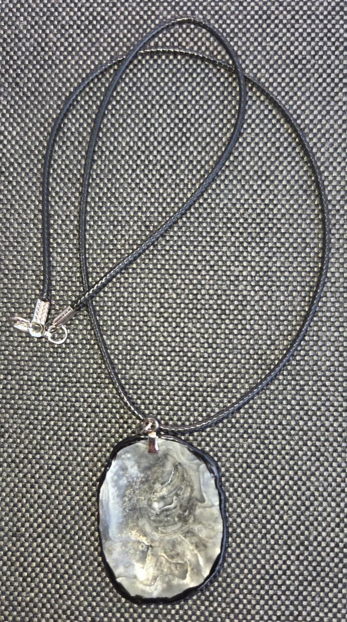 Hand gemaakte sieraad (Ketting)