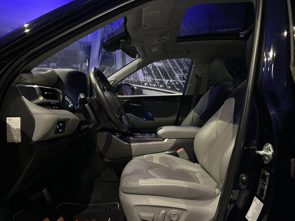 Toyota Highlander 2.5 awd hybrid executive 7 persoons *origineel nl*pano*tr