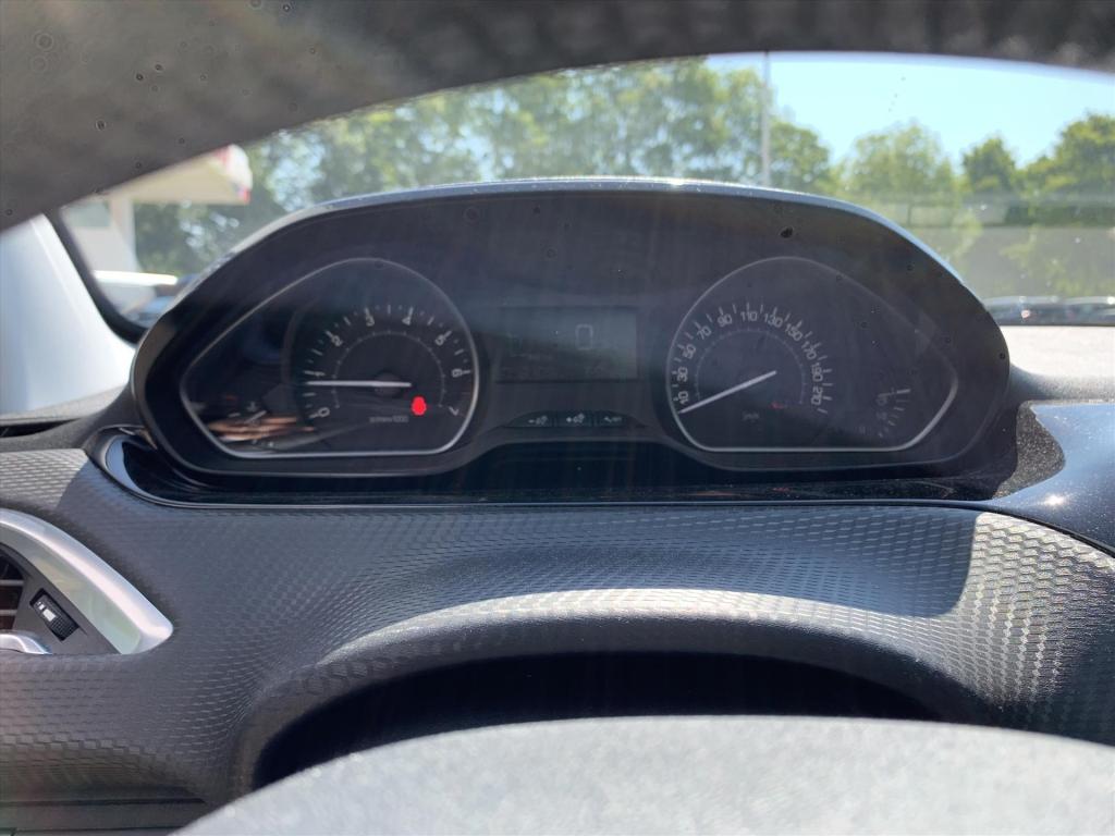 Peugeot 2008 blue lion 1.2-110pk navigatie | cruise control | airco | panor