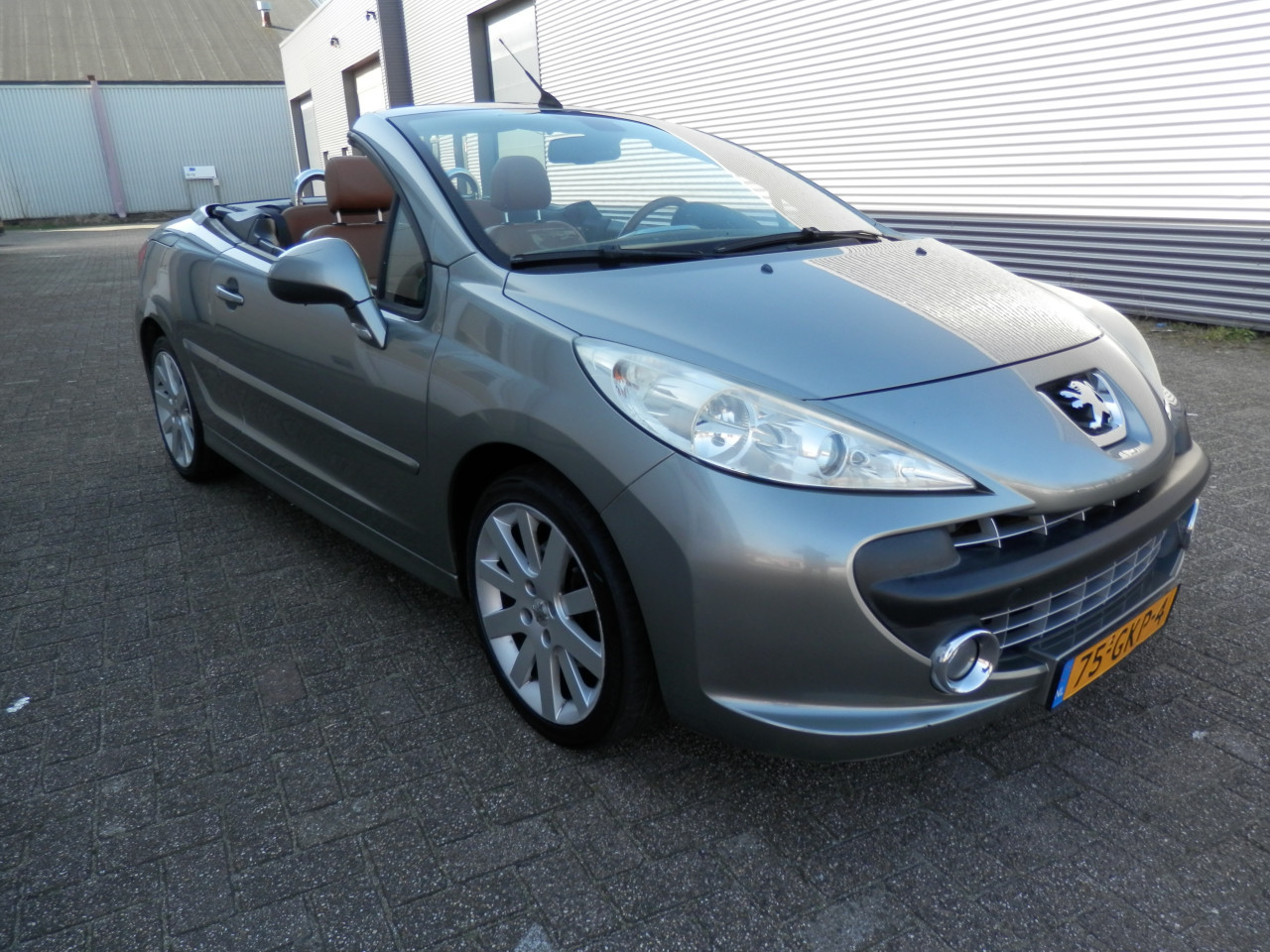 Auto Garant Biedt Aan: Peugeot 207 1.6 T Féline