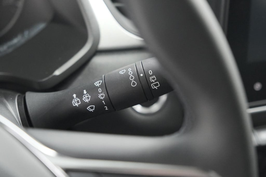 Renault Captur tce 90 evolution | parkeersensoren | navigatie | allseason b