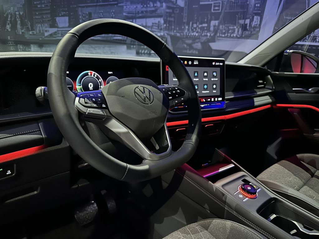 Volkswagen Tayron 1.5 ehybrid life edition *acc*camera*led*appconnect*