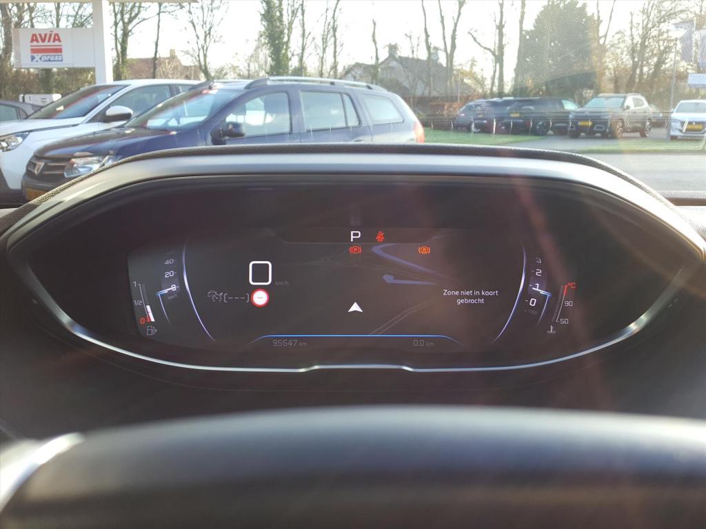 Peugeot 5008 gt 1.2-130pk automaat(t8/7p)trekhaak | apple carplay&android a