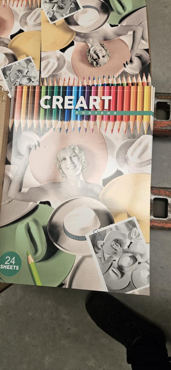 Grote partij CreArt posters / tekenblokken aangeboden.