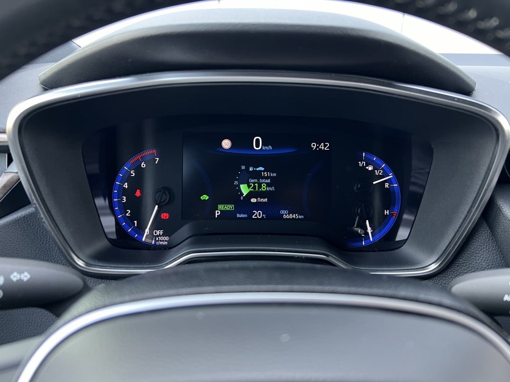 Toyota Corolla Touring Sports 1.8 hybrid trek