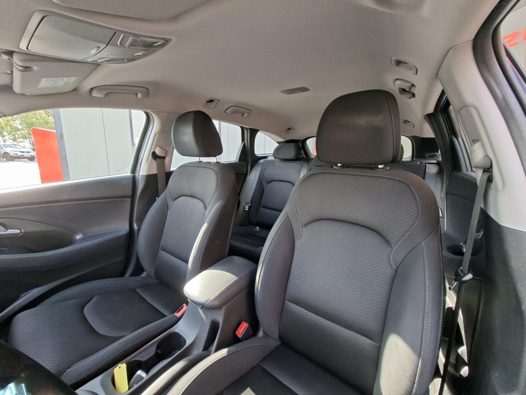 Hyundai I 30 wagon 1.4 t-gdi premium | camera | carplay | radio | trekhaak 