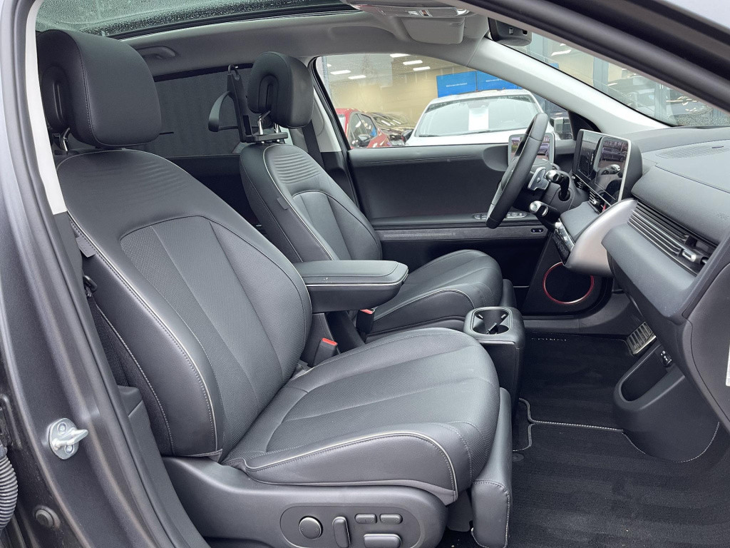 Hyundai Ioniq 5 lounge awd 77.4 kwh hyundai ioniq 5 lounge awd 77 kwh panor