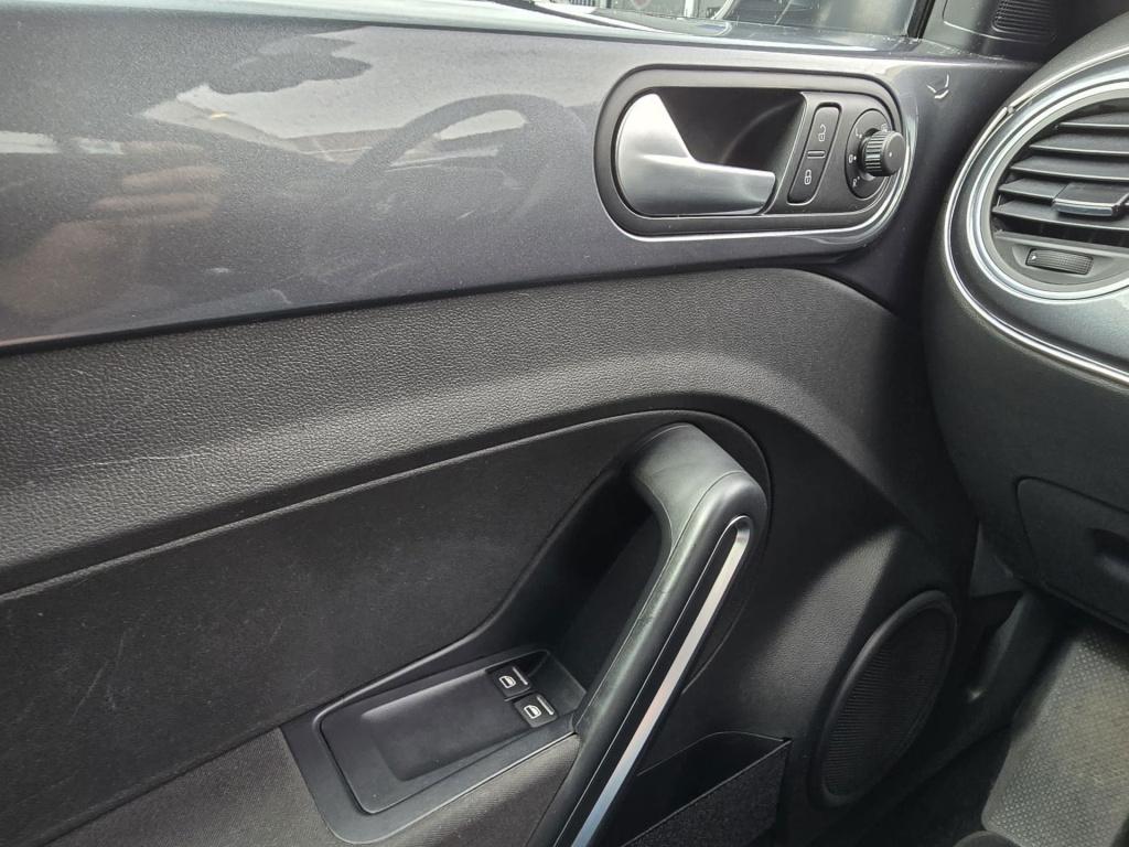 Volkswagen New Beetle 1.2 tsi design