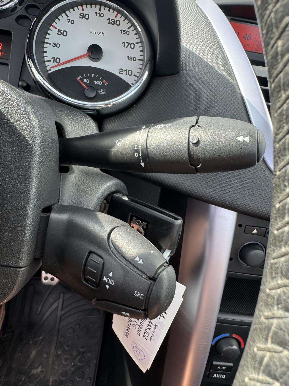 Zeer leuke Peugeot 207CC