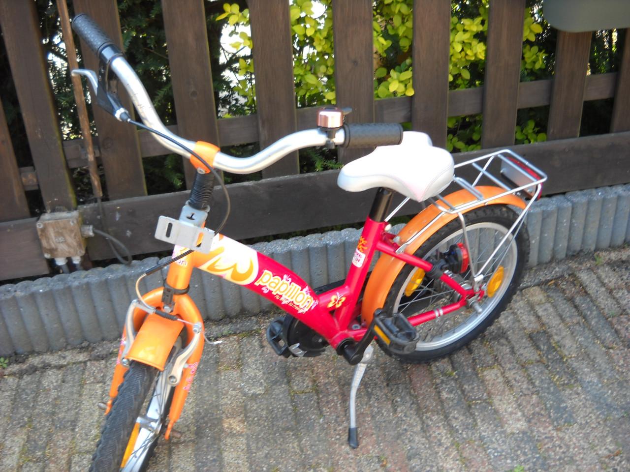 Leuk kinderfietsje.Merk papilon.