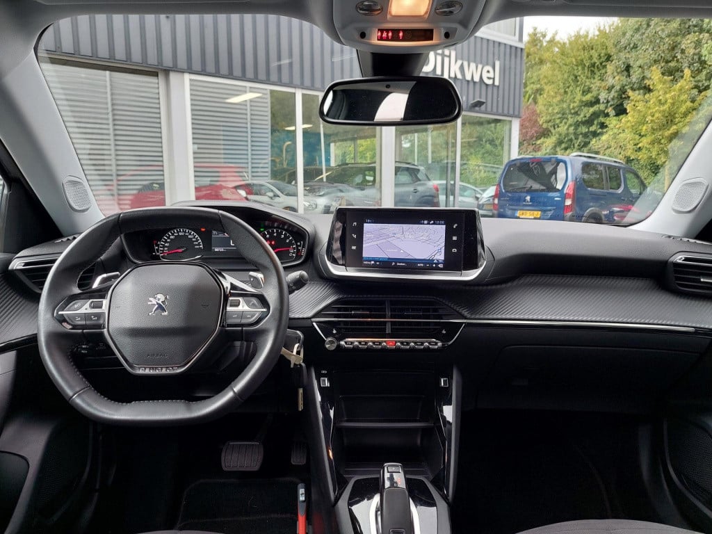 Peugeot 2008 suv 1.2 130 eat8 automaat active pack nav/cam