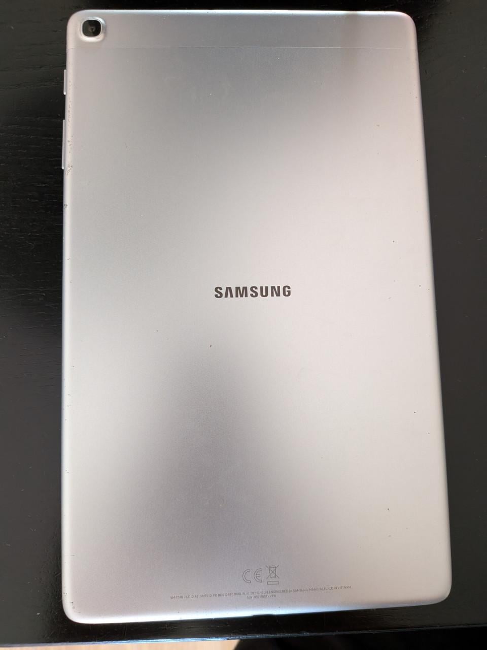 Samsung Galaxy Tab A (SM-T510) incl. doos en cover