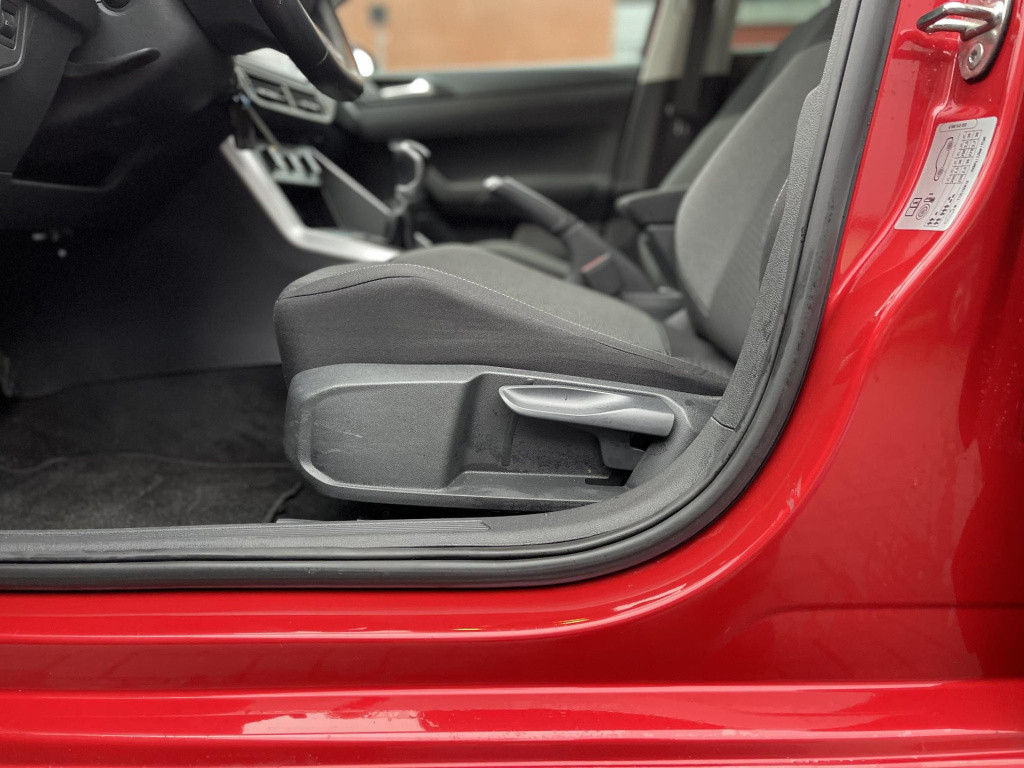 Volkswagen Polo 1.0 tsi life | apple carplay/android auto | stoelverwarming