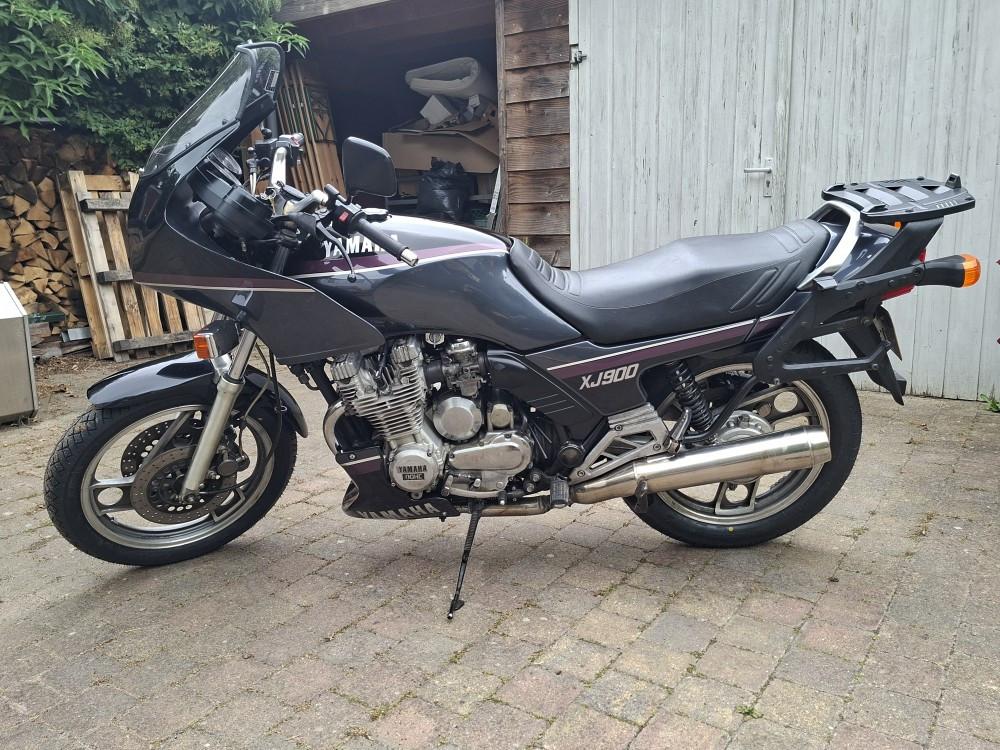 Yamaha XJ900F