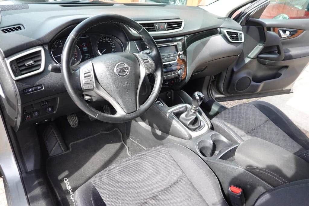 Nissan Qashqai 1.2 acenta