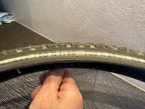 2 Winter fietsbanden met spikes