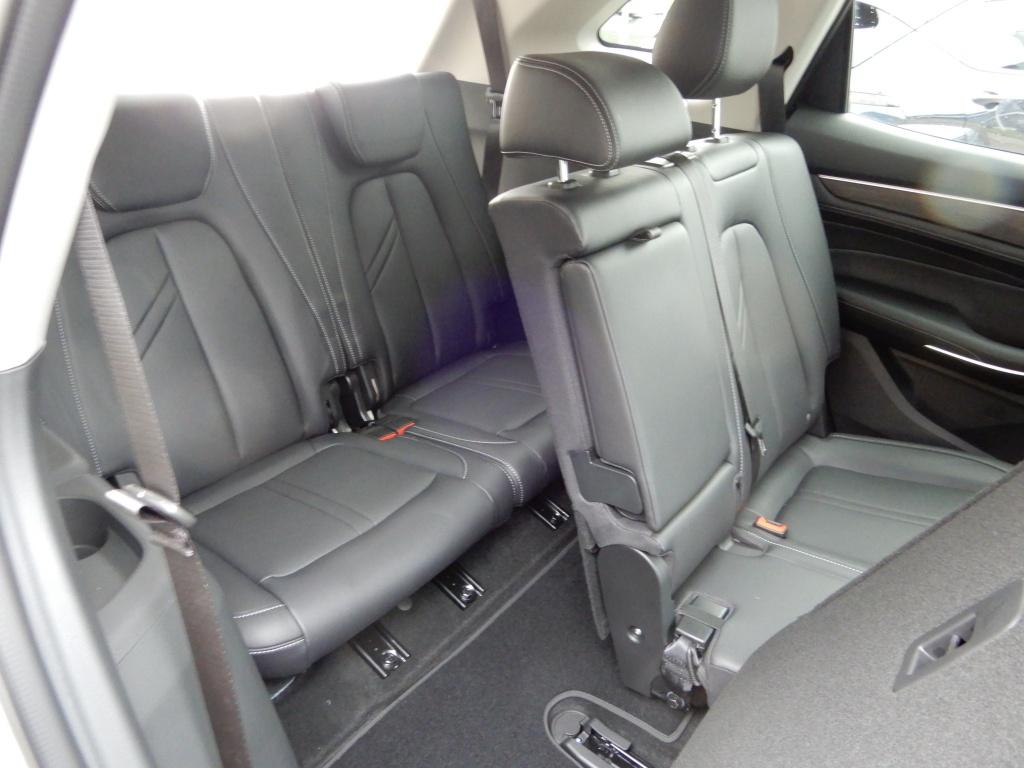 Dfsk E5 Phev 1.5 l2 | 7-persoons | pano | leder | direct leverbaar