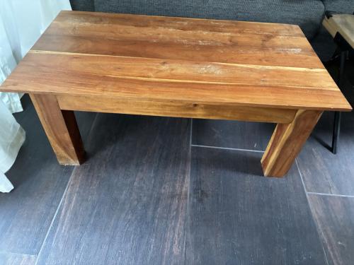 Houten salontafel