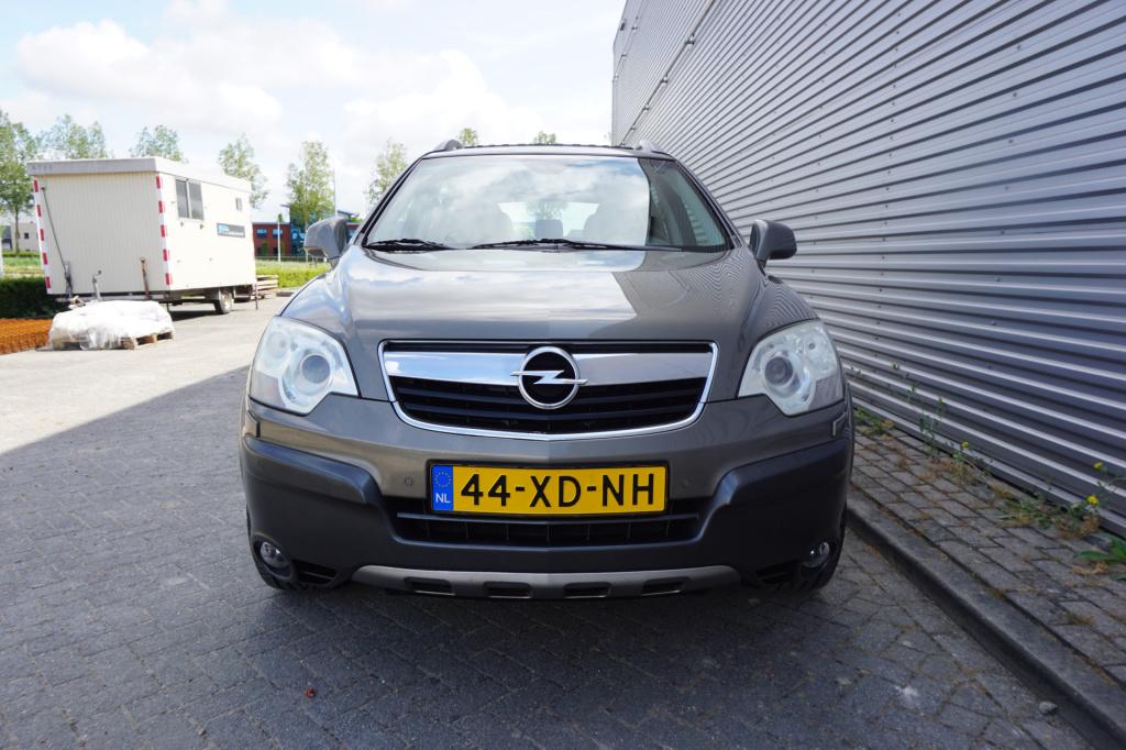 Opel Antara 3.2 v6 cosmo automaat / airco / navi / cruise / pano / stoelver